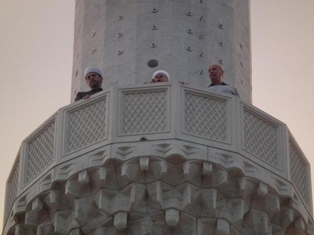 blusrcu.ba-Proučen prvi ezan s munare džamije Ferhadije u Banjoj Luci nakon rata