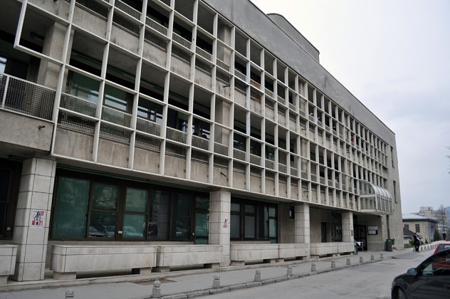 KCUS: Od 13 zaraženih virusom H1N1 sedam zadržano u bolnici