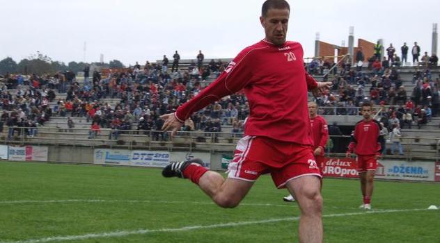 Kad nema igrača, igra direktor: Hamzić iz Zvijezde upisao nastup u 41. godini