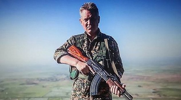 Britanski glumac koji se bori protiv IDIL-a pozvao Camerona da pomogne Kurdima