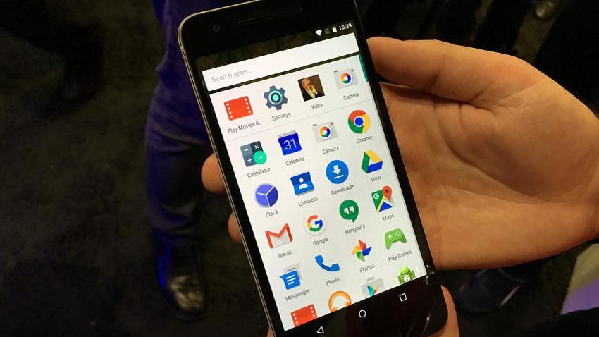 Kompanija Huawei proizvela bateriju koja se puni deset puta brže