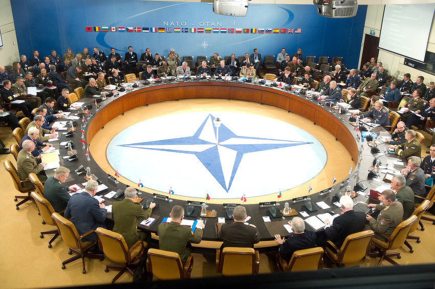Crna Gora dobila poziv za pristupanje NATO-u B_151202021