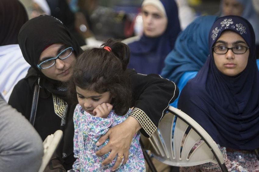 SAD: Bosanci pripremili ručak za 300 sirijskih izbjeglica, Amerikanci zakazali sa prevozom