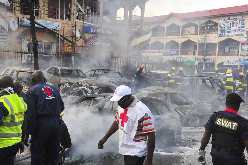Samoubilački napad na zgradu Vlade Nigerije: Ubijeno pet osoba