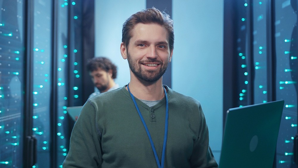 Stručni saradnik - Mrežni administrator (m/ž)