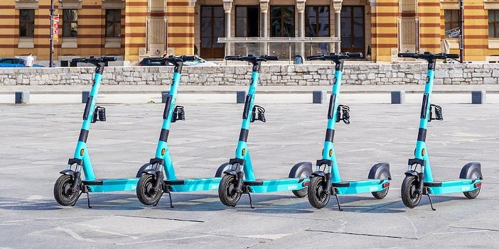 Serviser elektronskih komponenti i sistema (m/ž)
