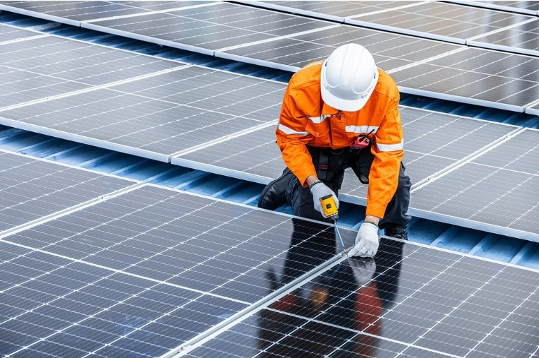 Monter solarnih panela (m/ž)