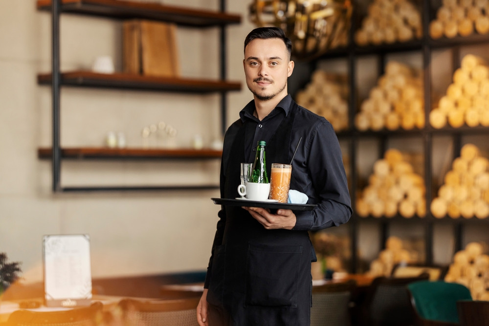 Konobar (m/ž)