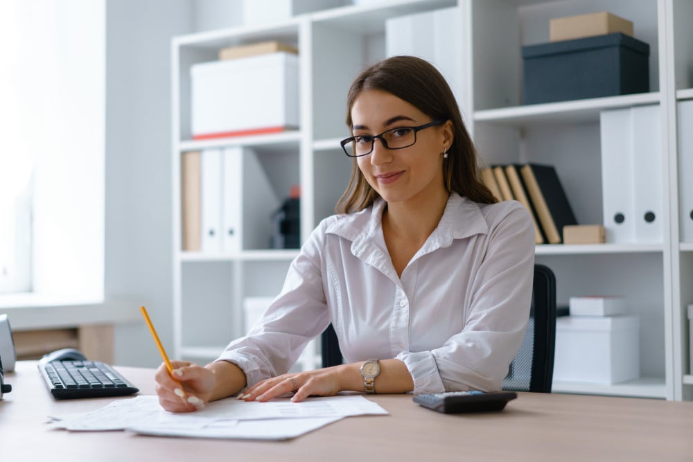 Asistent u finansijama (m/ž)