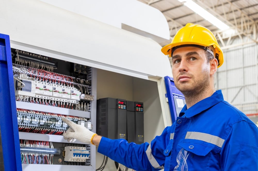 Majstor na elektroodržavanju (m/ž)
