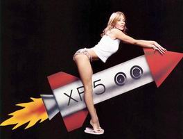 Kylie Minogue: ispaljuje se u svemirske visine