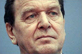 Schröder podnio ostavku na lidersko mjesto u stranci