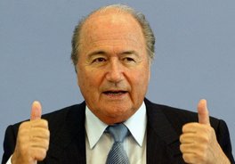 Sepp Blatter podržao navijače Manchester Uniteda