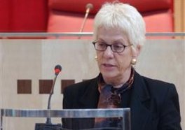 Carla del Ponte ne mijenja odluku o nedolasku u Srebrenicu