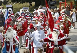 Parada Deda Mrazeva održana u Copenhagenu 24. jula