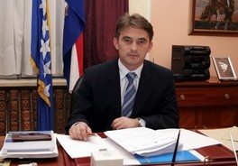 Otvoreno pismo Željka Komšića načelniku i vijećnicima općine Travnik