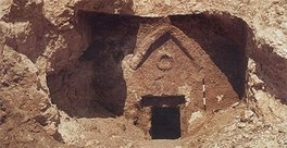 Grobnica u kojoj su pronađeni kameni lijesovi