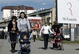 Izaslanstvo socijalističke internacionale na Kosovu