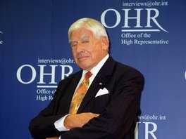 Schwarz-Schilling: Političari u BiH treba da se usredsrijede na praktičnu politiku