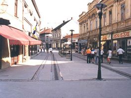 Tuzla: Održan mirni prosvjed Žena Srebrenice