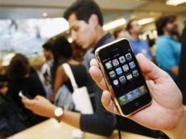 Appleov iPhone od 9. novembra u Velikoj Britaniji