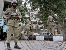 Musharrafovo proglašenje vanrednog stanja neće riješiti krizu u Pakistanu