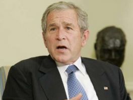 Bush zatražio od Musharrafa da obnovi demokratiju u Pakistanu