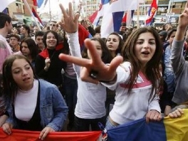 Mitrovica: Sprski studenti nastavili prosvjede povodom proglašenja neovisnosti Kosova