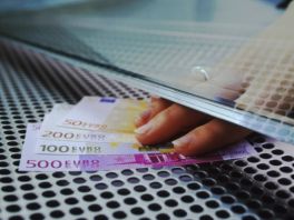 Omersoftić: Poziv deviznim štedišama da ne idu u banke
