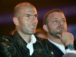 Zidane predvodi međunarodnu ekipu protiv Australije