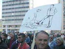 Sutra protesti sindikata BiH pred zgradom Vlade FBiH