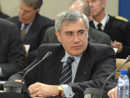 Alkalaj pismeno traži izdavanje besplatnih viza građanima BiH