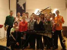 Muzička avantura turneje "Triangle"