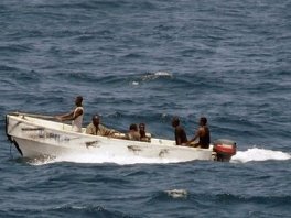 Somalijski pirati oteli novi tanker