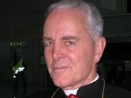 Biskup Wiliamson se izvinio Benediktu XVI