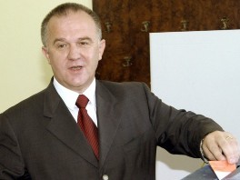 Vladini avioni koštaju građane RS-a milione