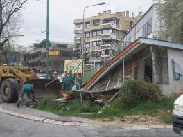 Počelo uklanjanje bespravno izgrađenih objekata