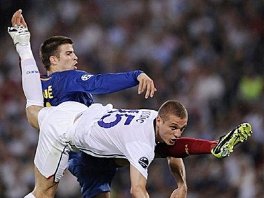 Manchester United Vidiću povećava platu