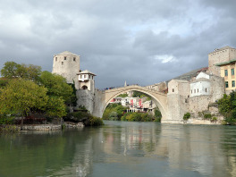 IZ najoštrije osuđuje napad na vjernike kod Šarića džamije