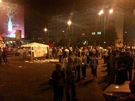 Sarajlije i noćas protestovale