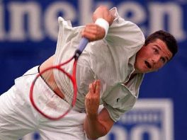 Pobjednik Wimbledona postao nosač torbi