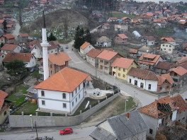 Vrijeđali vjernike pa pretukli trojicu mladića