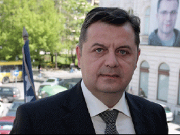 5.000 boraca sutra protestuje, Mujezinović u bjekstvu?