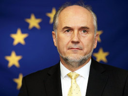 "BiH mora da prevaziđe sindrom zavisnosti"