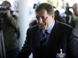 Dodik prihvata samo minimalne promjene Ustava BiH