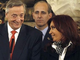 Predsjednica Kirchner sa suprugom (Foto: Reuters)