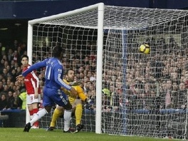 Drogba srušio Arsenal
