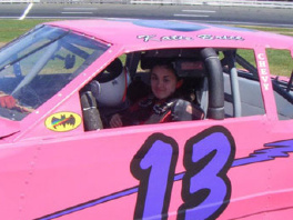 Nema ni vozačku, a vozi na NASCAR-u