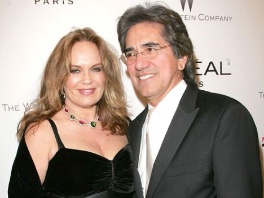 Peter Lopez sa suprugom Catherine Bach