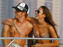 Jenson Button i Jessica Michibata